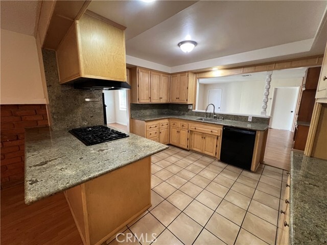 Building Photo - 616 S Archer St