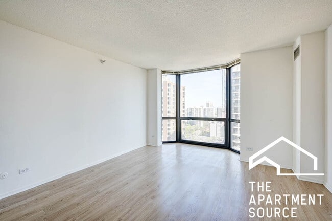 Building Photo - 1111 N Dearborn St