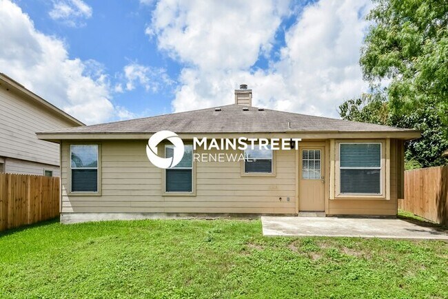 Building Photo - 3 Bedroom Pet-Friendly Home in San Antonio...