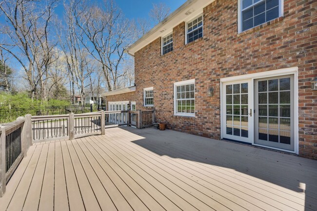 Building Photo - 795 Greeley Dr