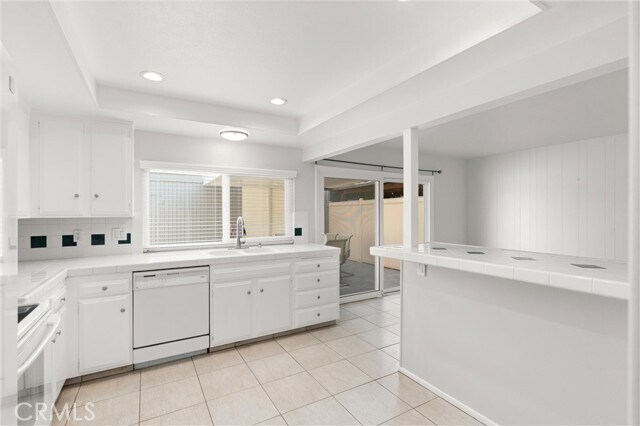 Building Photo - 4128 Orange Ave