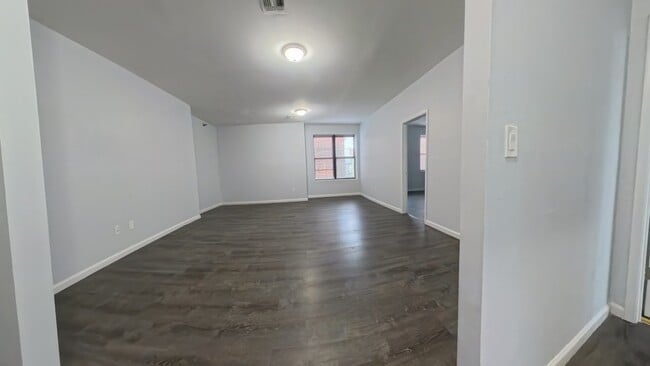 Floorplan - 227 Park Ave