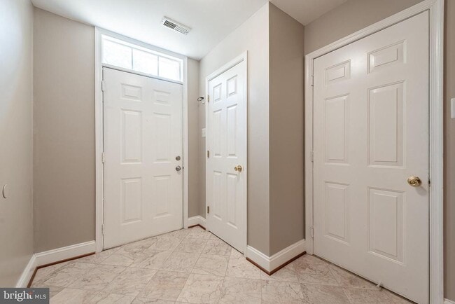 Building Photo - 6209 Deep River Canyon