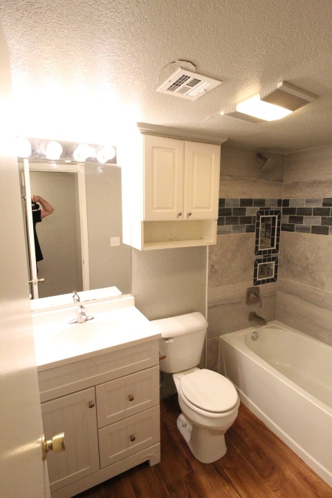 Building Photo - 1932 Lariat Cir