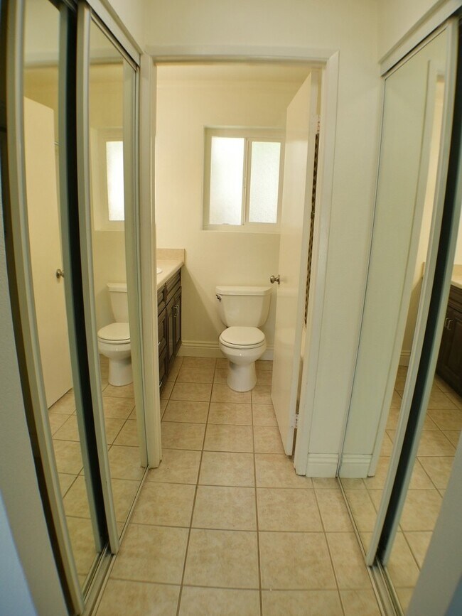 Building Photo - 2850 Reynard Way