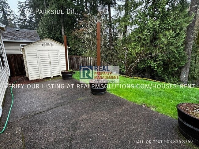 Building Photo - 1257 NE Parkside Dr