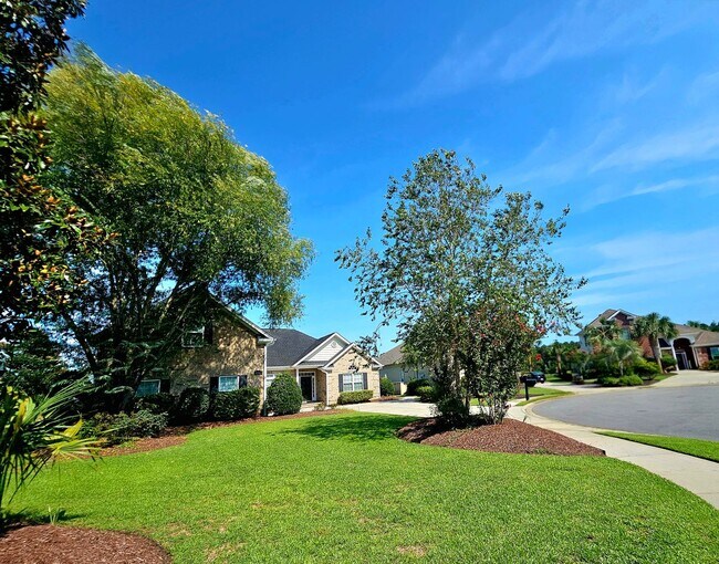 Building Photo - 9181 Abingdon Dr