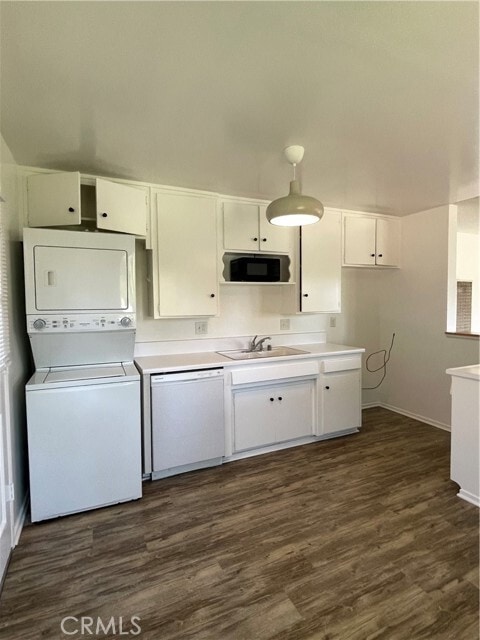 Building Photo - 616 15th St