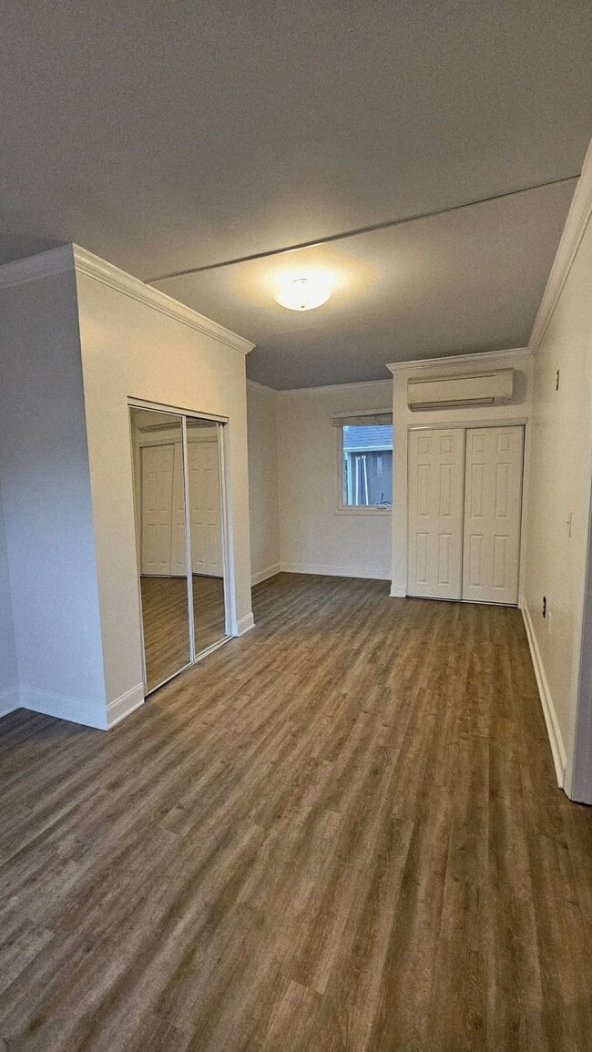 Building Photo - 7201 Cedarfield Rd