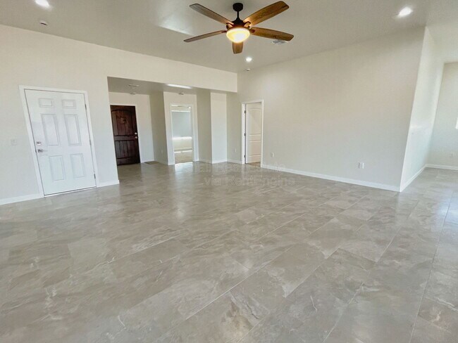 Building Photo - 14431 Wood Canyon Pl