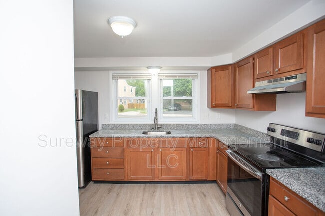 Building Photo - 121 Rancocas Rd
