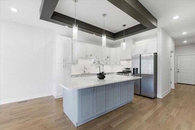 Building Photo - 4101 S Drexel Blvd