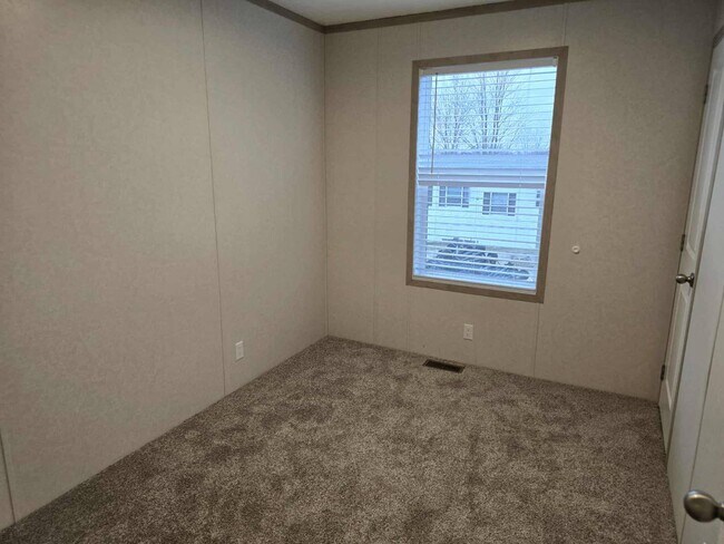 Building Photo - 613 Polk St