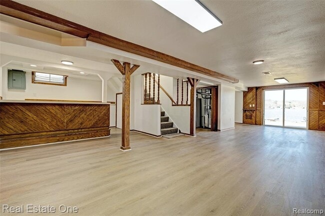 Building Photo - 1982 S Ortonville Rd