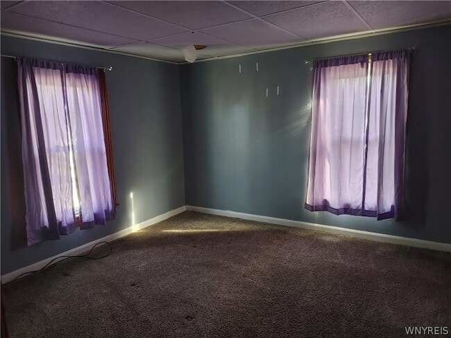 Building Photo - 770 Lake Rd