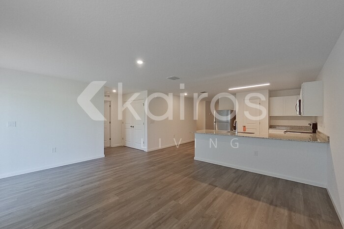 Building Photo - 7955 97th Ct
