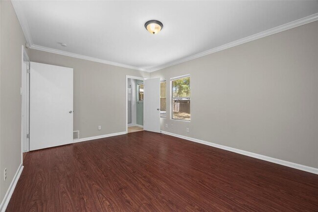 Building Photo - 1404 Briarcliff Blvd