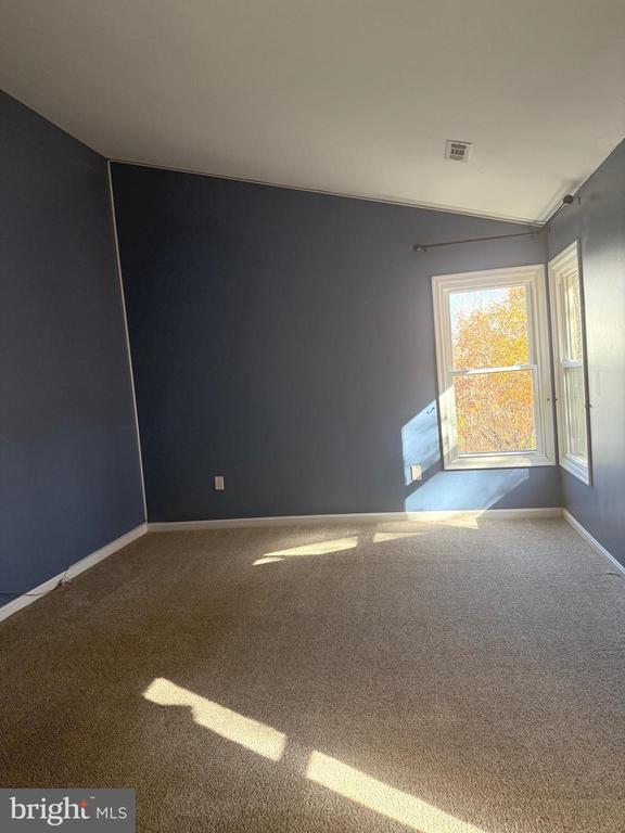 Building Photo - 10021 Windridge Dr