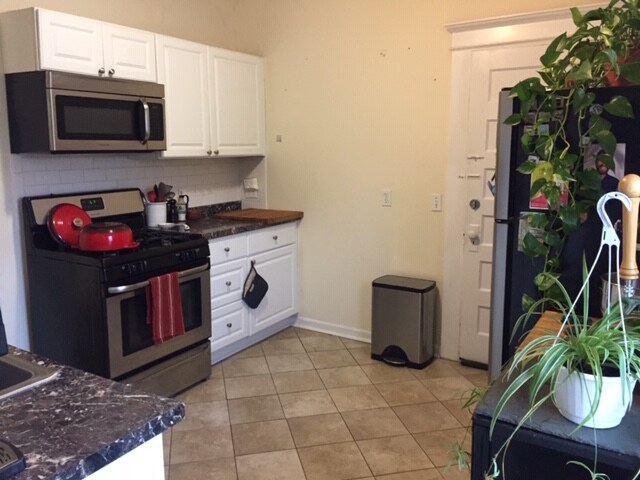 Building Photo - 26-28-28 King St