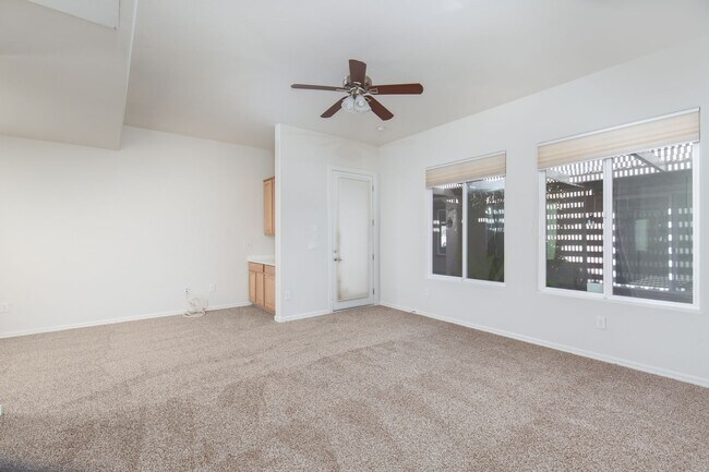 Building Photo - Beautiful Home With Casita in Sun City Anthem