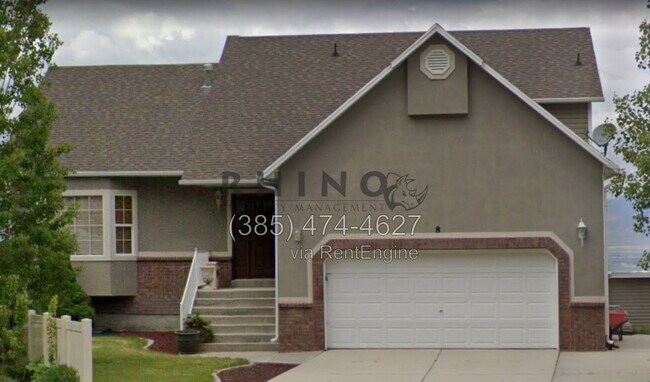 Building Photo - 8 Duchesne Cir