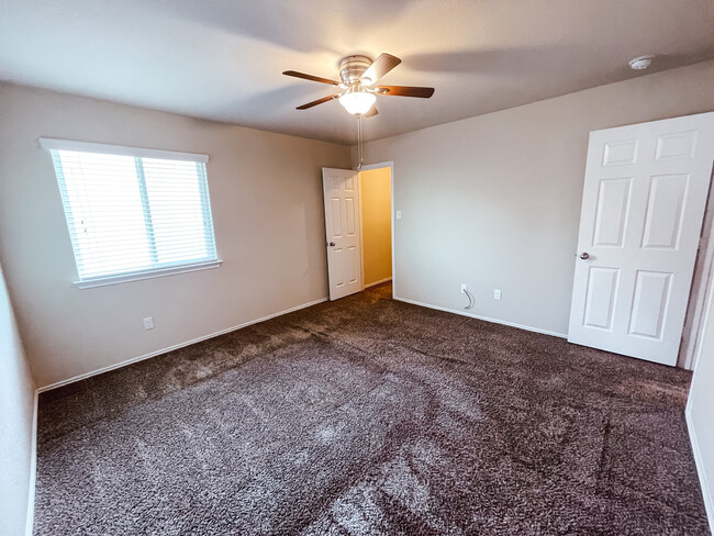 2nd Room - 4904 Bridgewood Dr