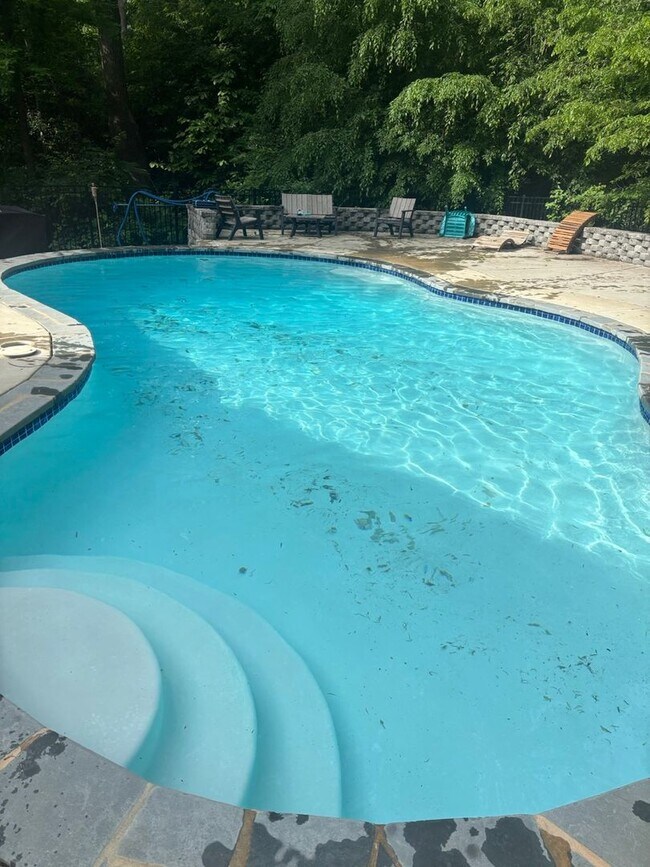 Building Photo - 5115 Irving St