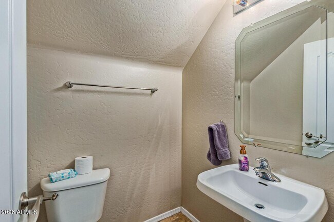 Building Photo - 6551 S 4 Peaks Pl