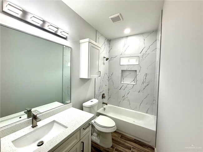 Building Photo - 11 West Dr