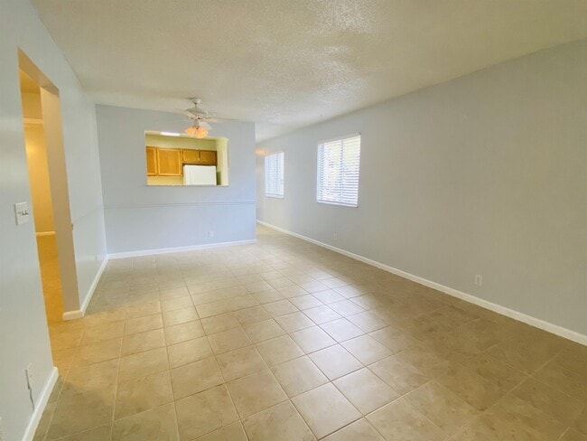 Building Photo - 217 Bull River Bluff Dr