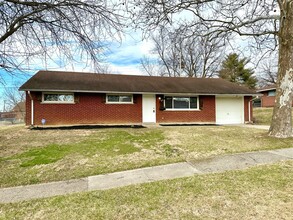 Building Photo - 401 Orangewood Dr