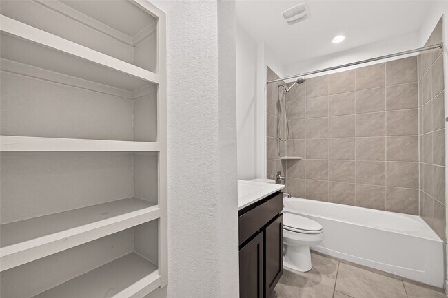Building Photo - 28926 Yachting Pt Ct