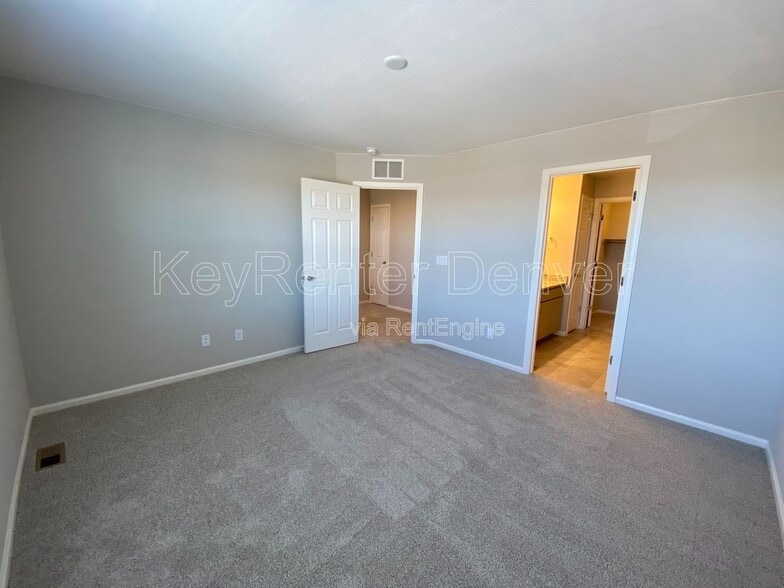 Building Photo - 4725 Memphis St