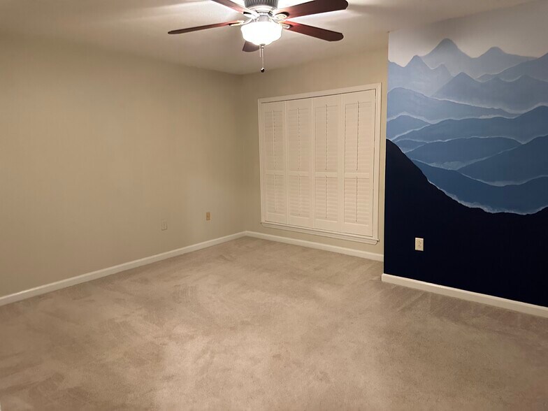 Updated Mural in Master - 71 Brent Ct