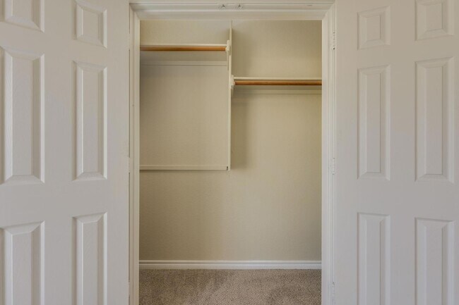 Building Photo - 12249 Abbey Glen Ln