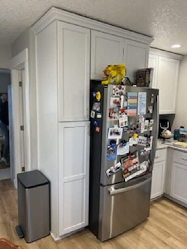 Building Photo - Rent: 3 bed unit 2 Bath