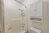 Building Photo - 45 Briarglen