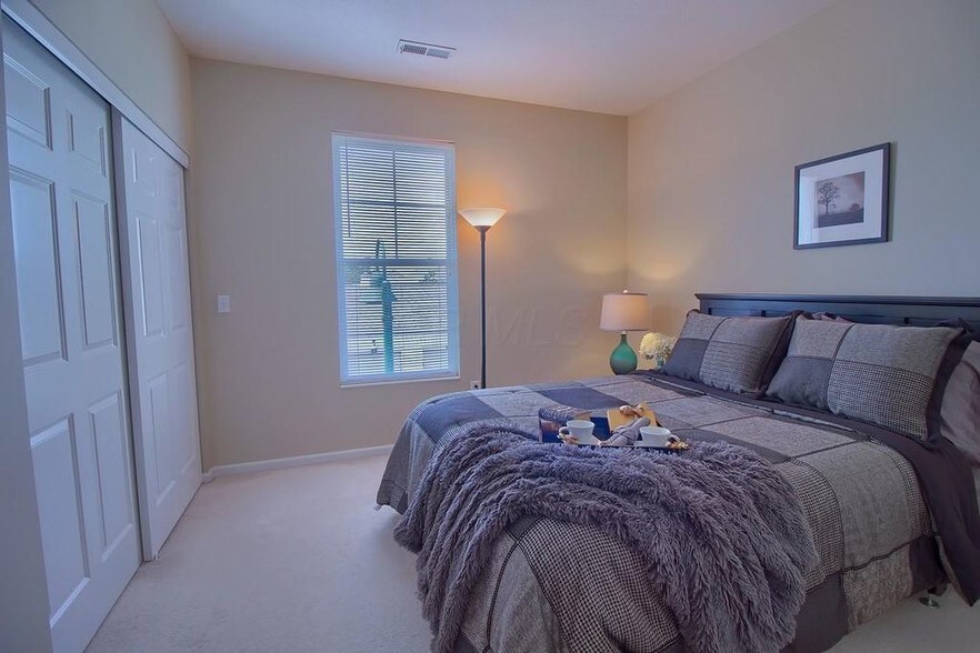 Bedroom - 7016 Old Bridge Ln E