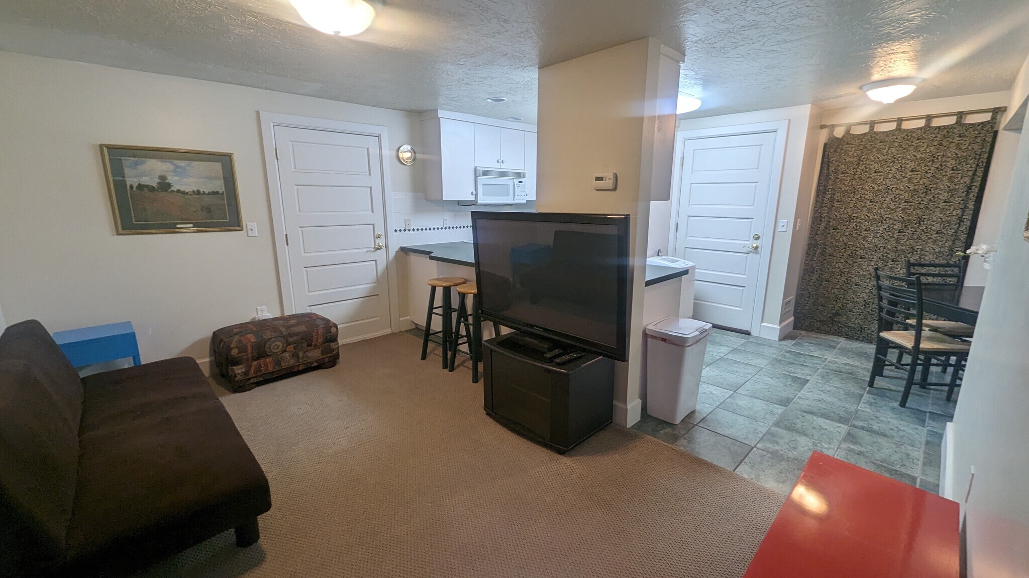 Building Photo - 943 E South Temple