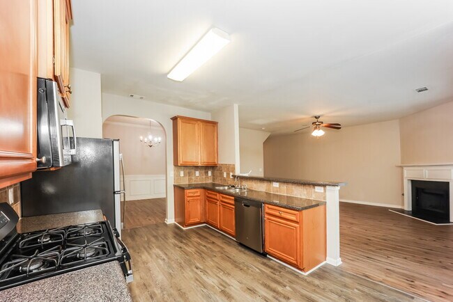 Building Photo - 107 Seabreeze Trail