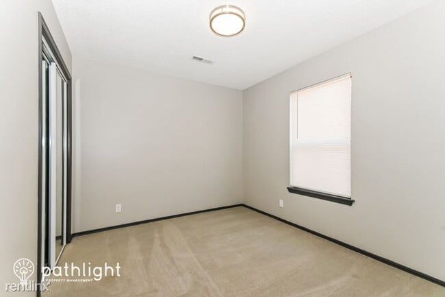 Building Photo - 3 br, 2.5 bath House - 3352 S 138th E Ave ...