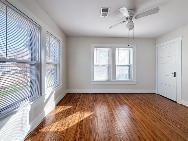 Building Photo - 311 Cordell St