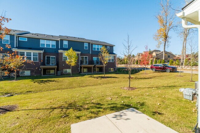 Building Photo - 22521 Woodbridge Ln