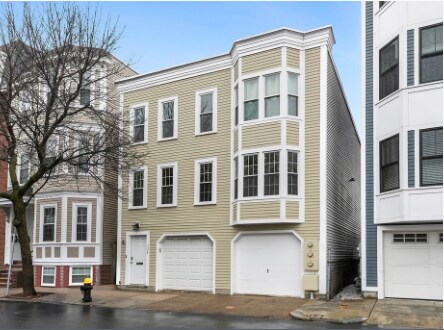 Building Photo - 324 W 3rd St