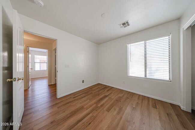 Building Photo - 25025 W Dove Mesa Dr