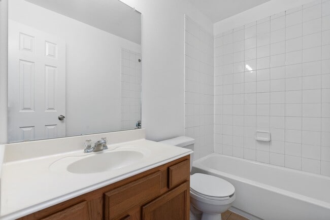 Building Photo - 5010 Kale Ct