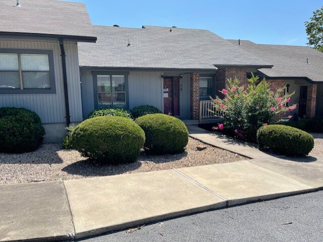Building Photo - 3 Canova Ln