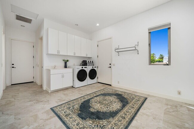 Building Photo - 41750 Rancho Manana Ln