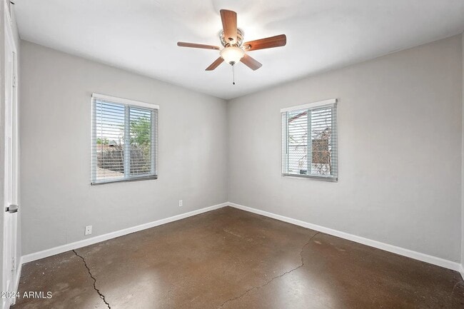 Building Photo - 4009 N 13th Ave