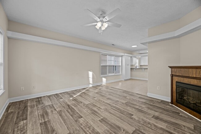 Building Photo - 504 Sea Knight Ln